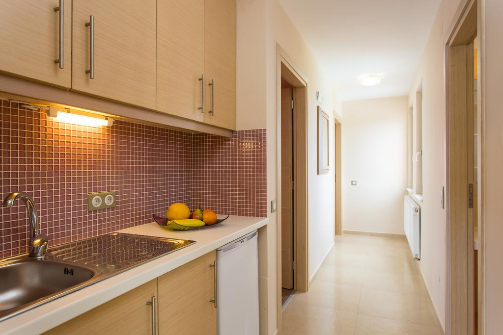 Deluxe Villa Ianthos - Outdoor Hot Tub & Kids Pool Gállos Zewnętrze zdjęcie