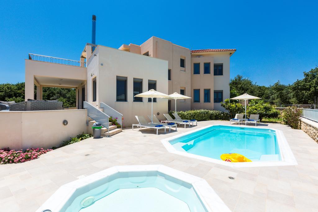 Deluxe Villa Ianthos - Outdoor Hot Tub & Kids Pool Gállos Zewnętrze zdjęcie